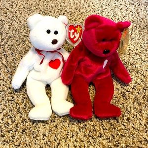 Rare vintage Valentino/a beanie babies. EUC collectibles